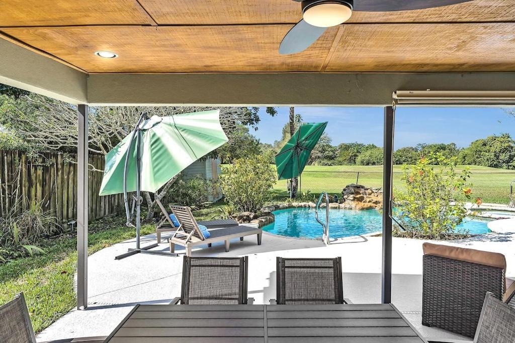 Pool Heat I Firepit And Bbq I 75"Tv I Foosball I 581Mbps Cooper City Zewnętrze zdjęcie