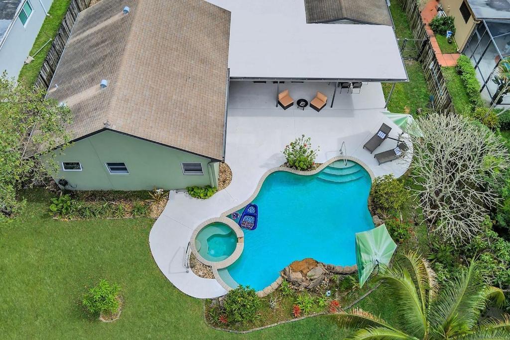 Pool Heat I Firepit And Bbq I 75"Tv I Foosball I 581Mbps Cooper City Zewnętrze zdjęcie